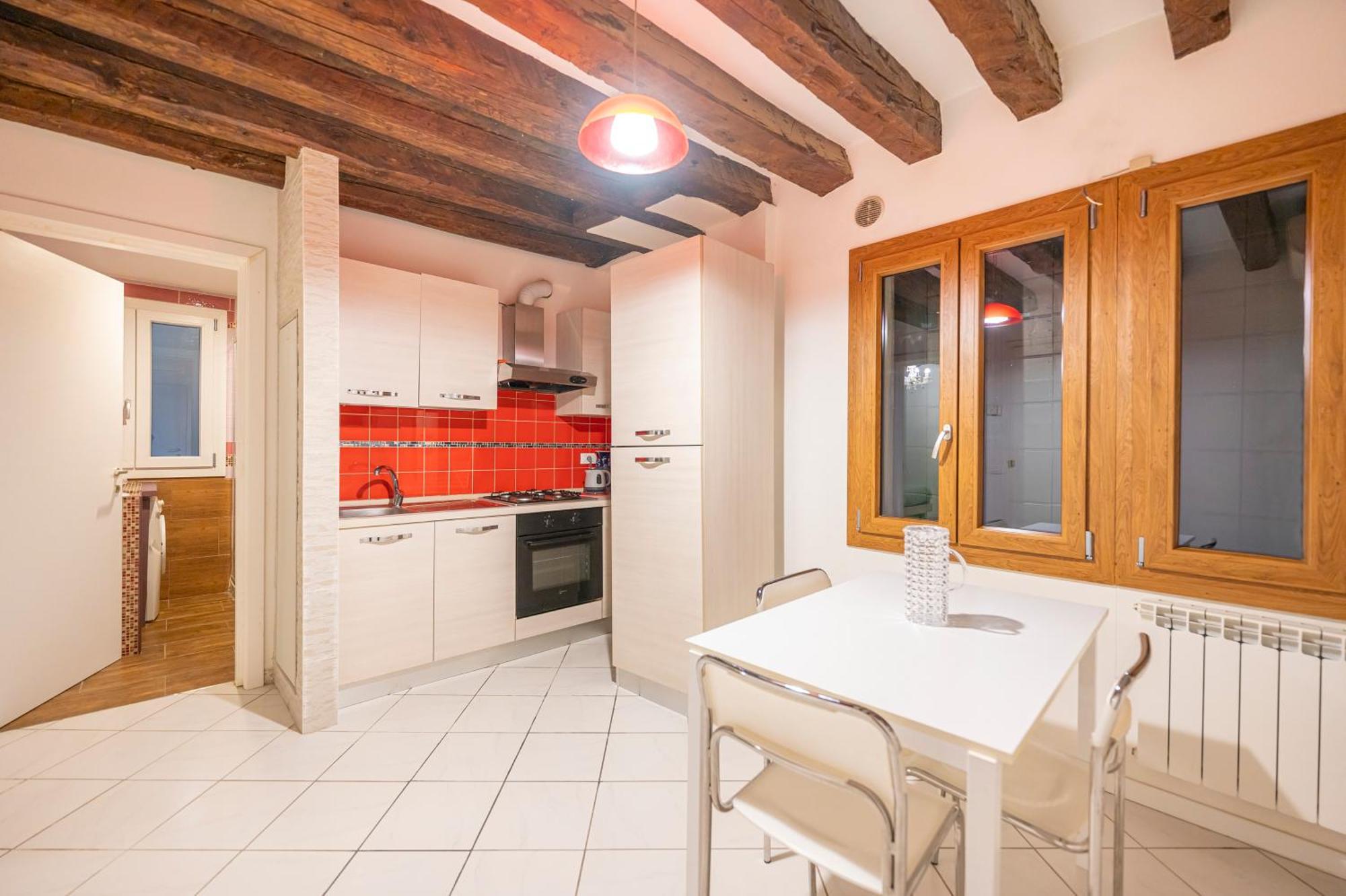 Rialto Apartment
